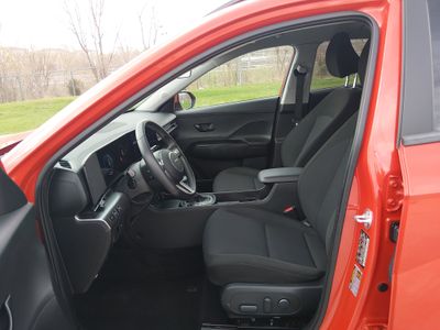 2025 Hyundai Kona - Photo 17
