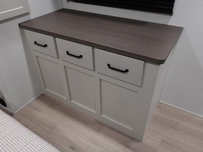 2026 Grand Design Momentum G-Class — photo 13 view