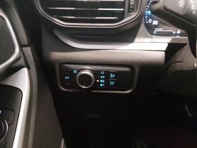 2023 Ford Explorer — photo 13 view