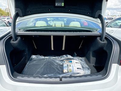 2026 BMW 3 Series — photo 19 view