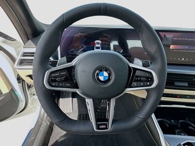 2026 BMW 3 Series — photo 8 view