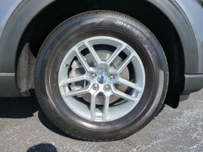 2026 Ford Explorer — photo 11 view