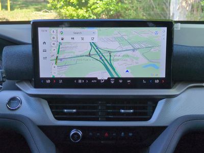 2026 Ford Explorer — photo 20 view