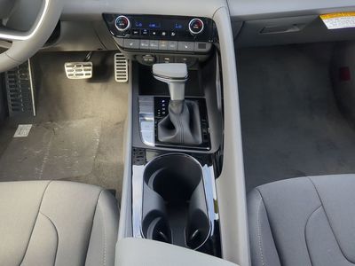 2026 Hyundai ELANTRA — photo 20 view