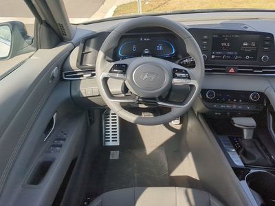 2026 Hyundai ELANTRA — photo 17 view