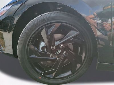 2026 Hyundai ELANTRA — photo 11 view