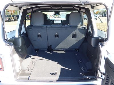 2026 2026 Jeep Wrangler port - Photo 4