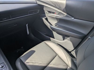 2026 Mazda CX-30 — photo 14 view