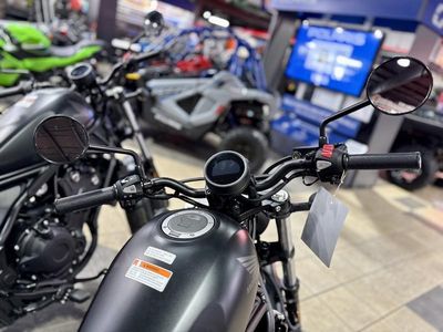 2025 Honda Rebel 300 — photo 7 view