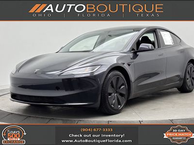 2025 Tesla Model 3 - Photo 1