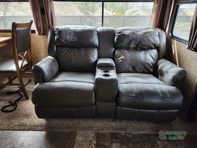 2017 Forest River RV Cedar Creek Hathaway Edition — photo 16 view