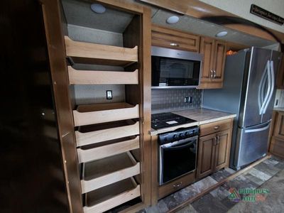 2017 Forest River RV Cedar Creek Hathaway Edition — photo 19 view