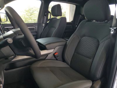 2026 Ram 1500 — photo 18 view