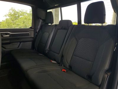 2026 Ram 1500 — photo 8 view