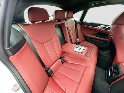 2026 BMW i4 — photo 22 view