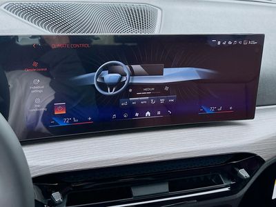 2026 BMW i4 — photo 13 view