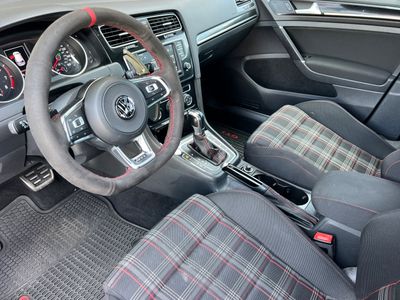 2017 Volkswagen Golf GTI - Photo 11