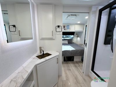 2026 Brinkley Model I - Photo 19
