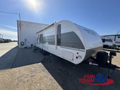 2025 Forest River RV Salem Cruise Lite — front three-quarter view