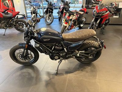 2025 Ducati Scrambler Nightshift — photo 7 view