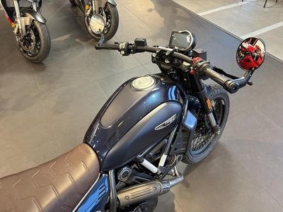 2025 Ducati Scrambler Nightshift — photo 12 view