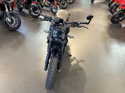 2025 Ducati Scrambler Nightshift — photo 8 view