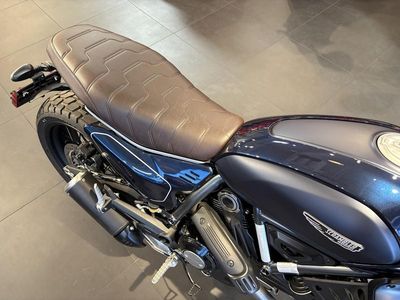 2025 Ducati Scrambler Nightshift — photo 13 view