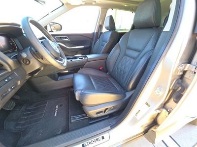 2023 Nissan Rogue — photo 13 view
