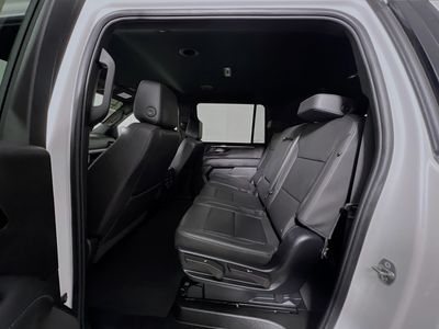2025 Chevrolet Suburban — photo 26 view