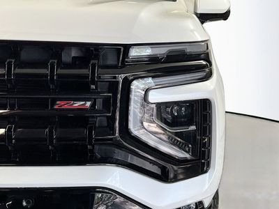 2025 Chevrolet Suburban — photo 9 view