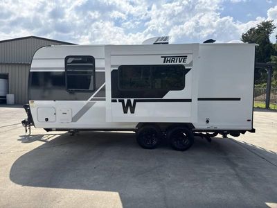 2026 Winnebago Thrive - Photo 7