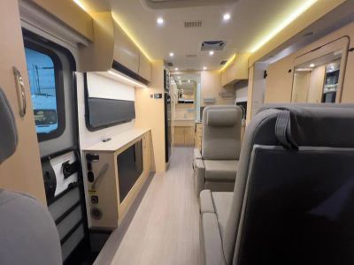 2022 Leisure Travel Vans UNITY - Photo 5