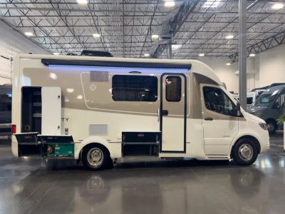 2022 Leisure Travel Vans UNITY - Photo 19
