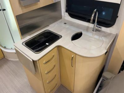 2022 Leisure Travel Vans UNITY - Photo 10