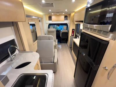 2022 Leisure Travel Vans UNITY - Photo 4