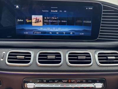 2025 Mercedes-Benz GLS — photo 24 view