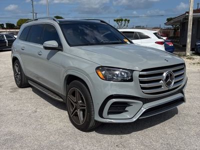 2025 Mercedes-Benz GLS — photo 11 view