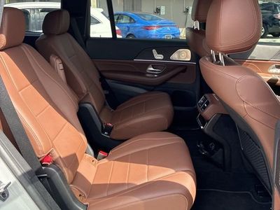 2025 Mercedes-Benz GLS — photo 22 view