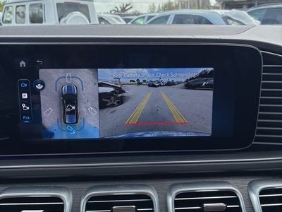 2025 Mercedes-Benz GLS — photo 25 view