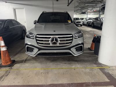 2025 Mercedes-Benz GLS — side profile view