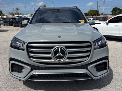 2025 Mercedes-Benz GLS — photo 12 view