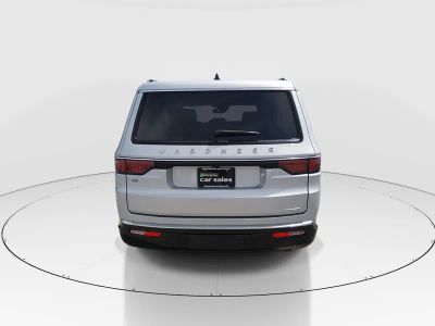 2024 Jeep Wagoneer - Photo 6