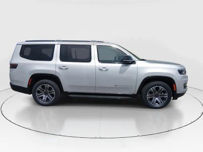 2024 Jeep Wagoneer - Photo 8