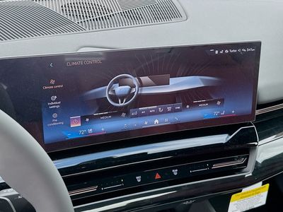2026 BMW i5 - Photo 13