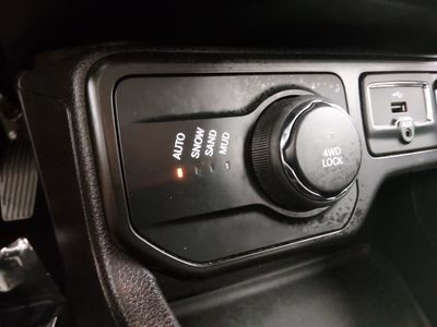 2022 Jeep Renegade - Photo 18