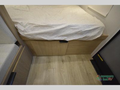 2026 Winnebago Micro Minnie — photo 11 view