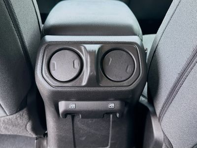 2024 Jeep Wrangler — photo 22 view