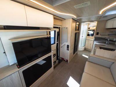 2026 Leisure Travel Vans UNITY - Photo 9