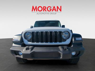 2026 Jeep Wrangler - Photo 4