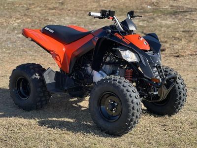 2026 Can-Am DS 250 in BLACK / RED — front three-quarter view